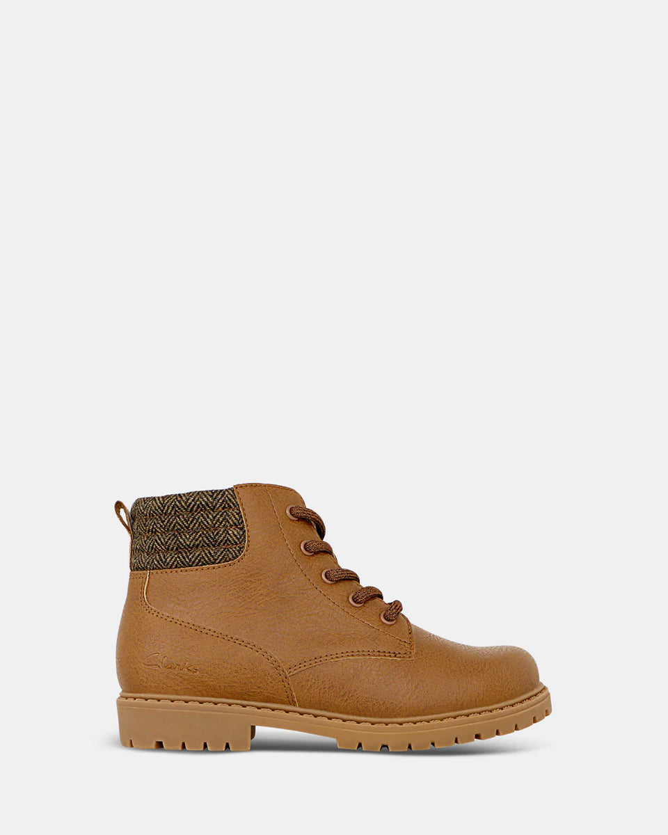 Clarks Ranger II - Tan – Kearney Shoes