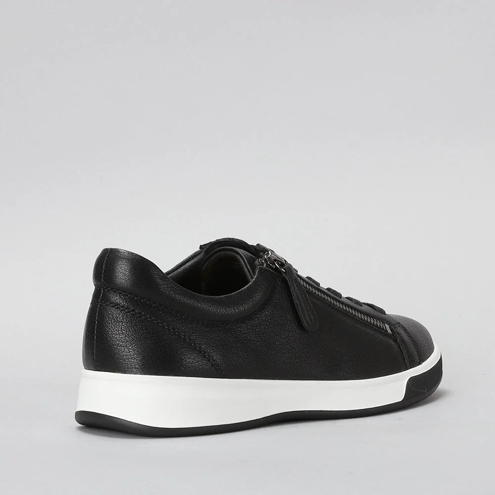 Ziera Aito - Black Leather
