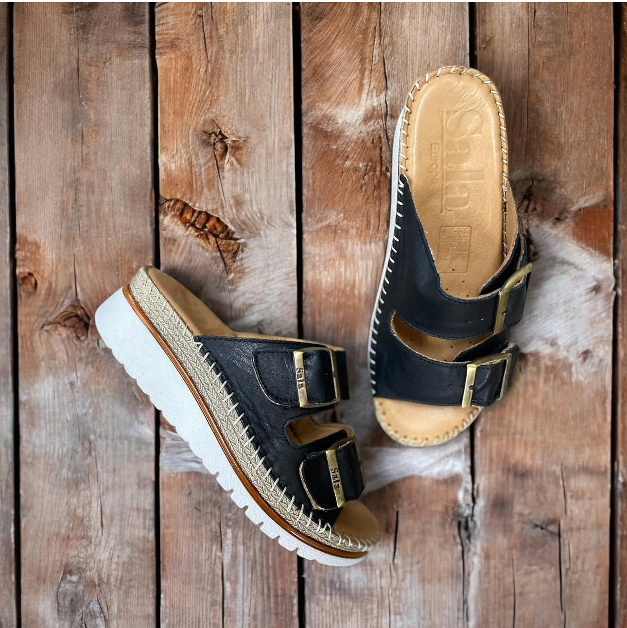 Sala Oasis - Black