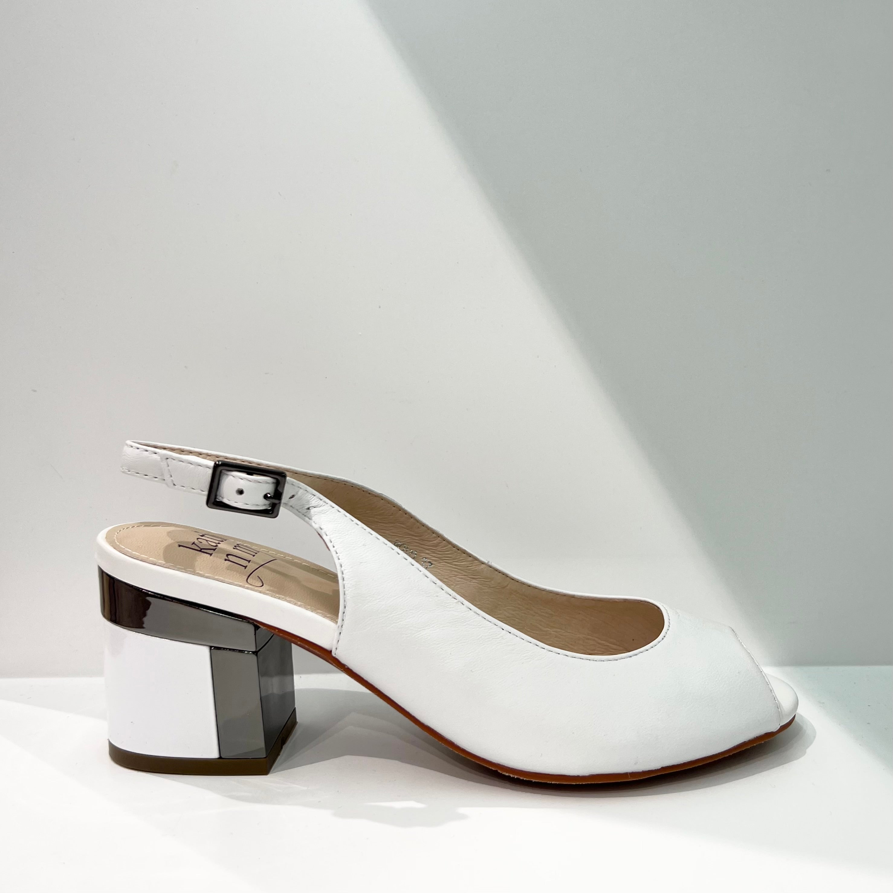 Katie N Me Modila 21 - White – Kearney Shoes