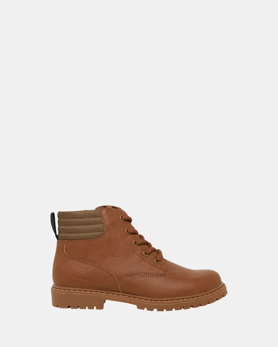 Clarks Ranger - Tan – Kearney Shoes